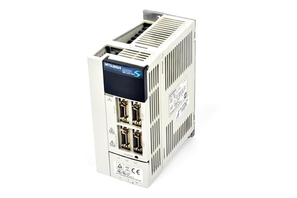 Amplificador MITSUBISHI MR-J2S-40A